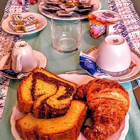 Lido Bed & Breakfast
